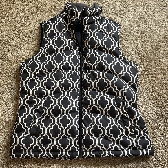 Lands' End Black & White Geo Quatrefoil Down Puff Vest Size M Normcore Fallcore - Picture 1 of 9